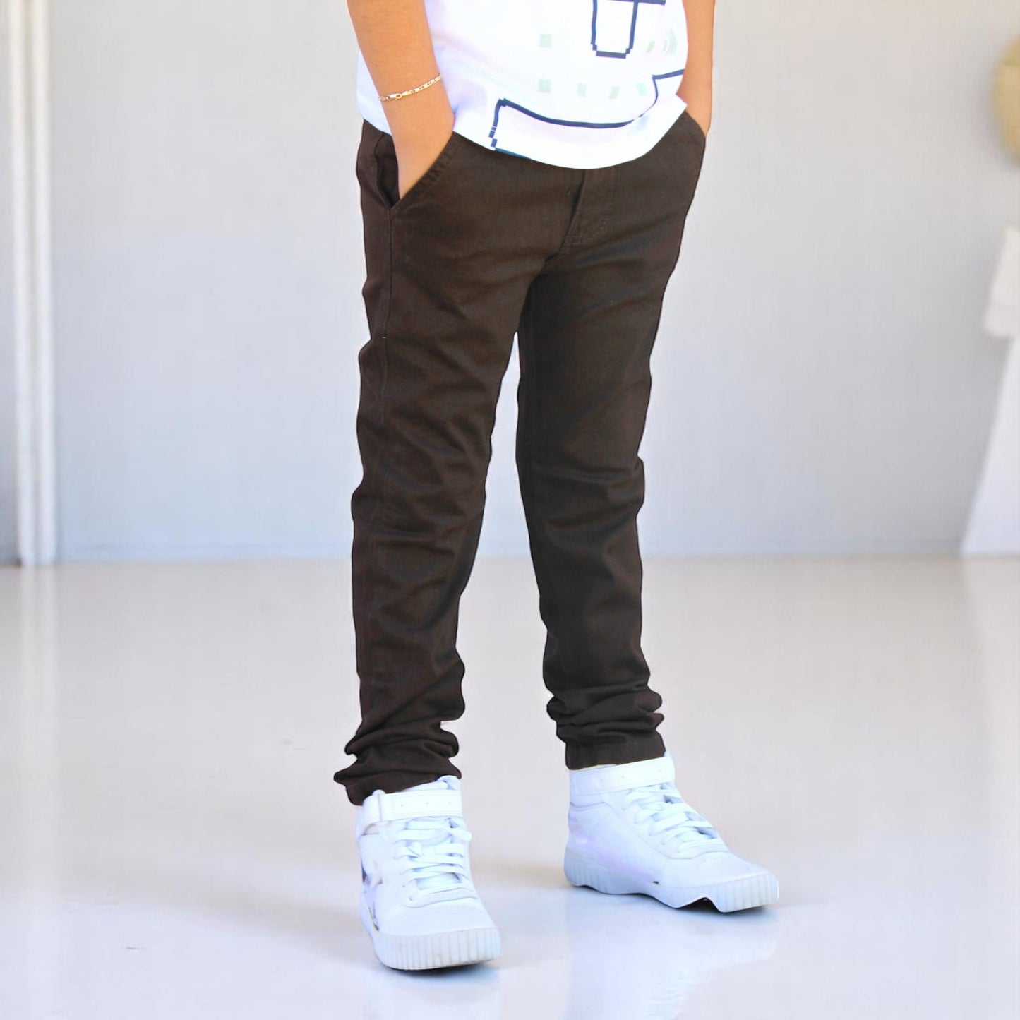 Pantalón Semiskinny de Gabardina Stretch Para Niño John Silver