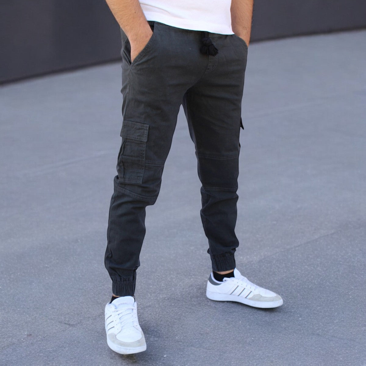 Pantalón Jogger Cargo de Gabardina Stretch John Silver