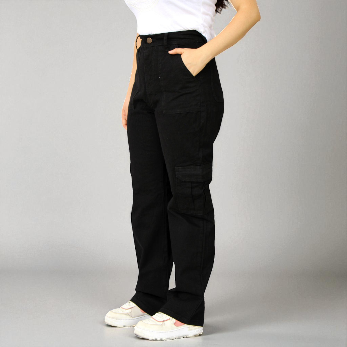 Pantalón Recto Cargo de Gabardina Rígida Dama John Silver