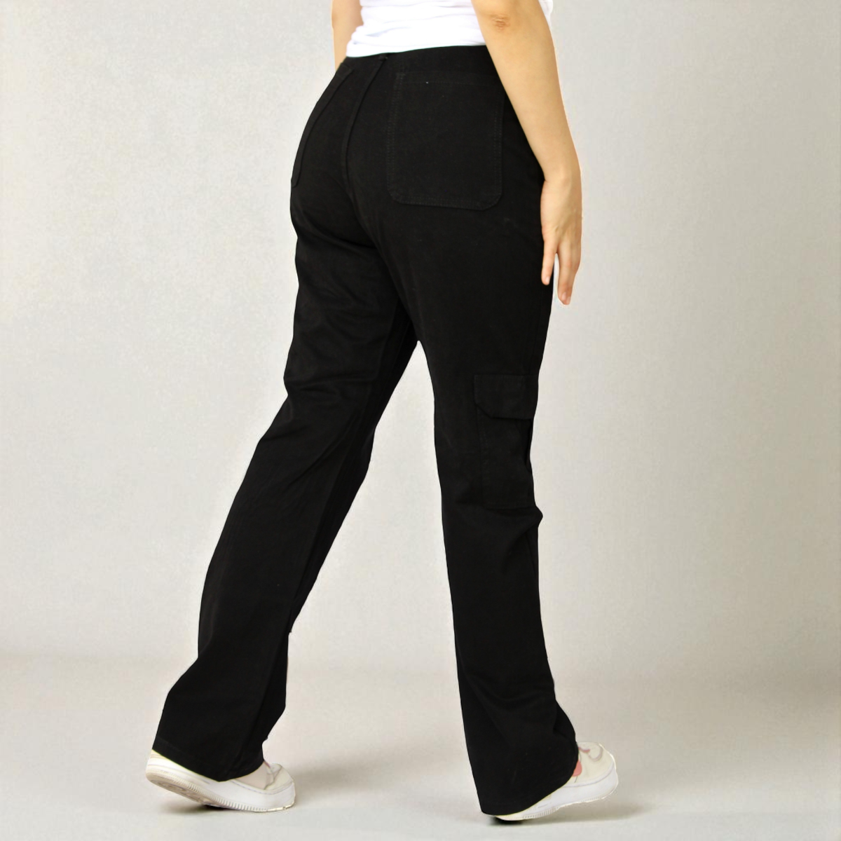 Pantalón Recto Cargo de Gabardina Rígida Dama John Silver