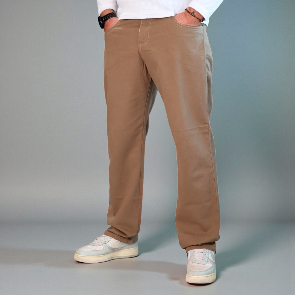 Pantalón Recto de Gabardina Rígida John Silver