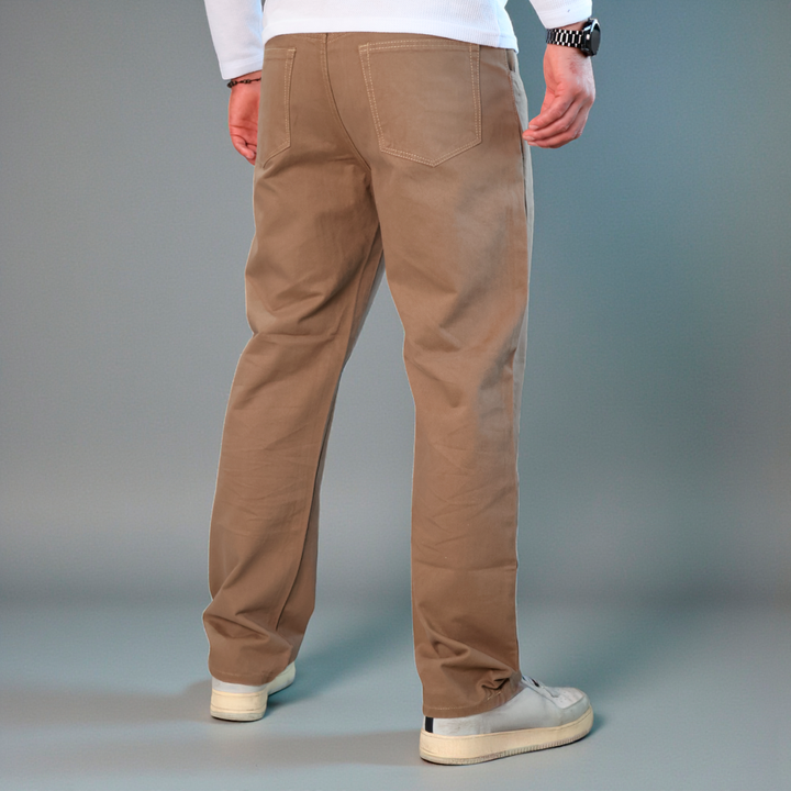 Pantalón Recto de Gabardina Rígida John Silver