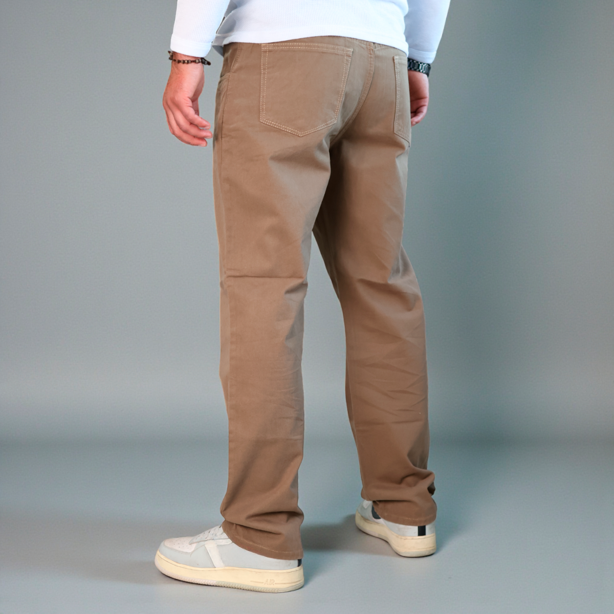 Pantalón Recto de Gabardina Rígida John Silver