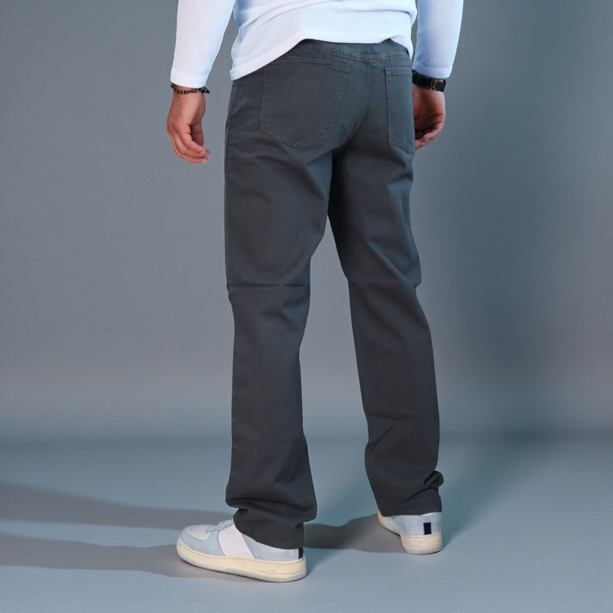 Pantalón Recto de Gabardina Rígida John Silver