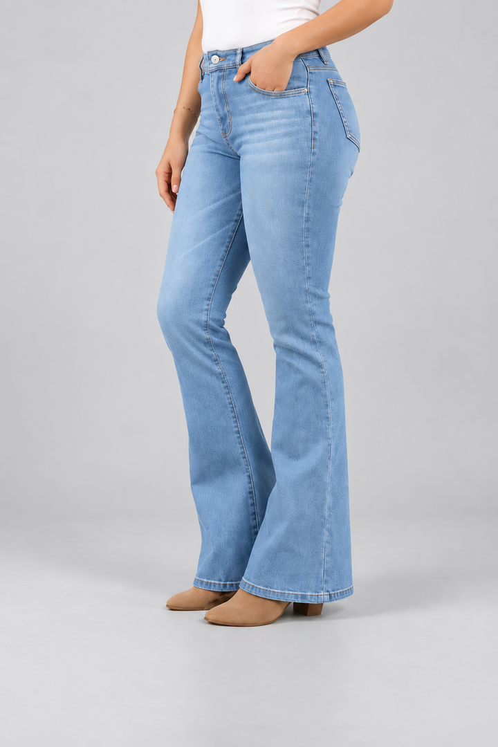 Pantalón Acampanado de Mezclilla Stretch Dama John Silver