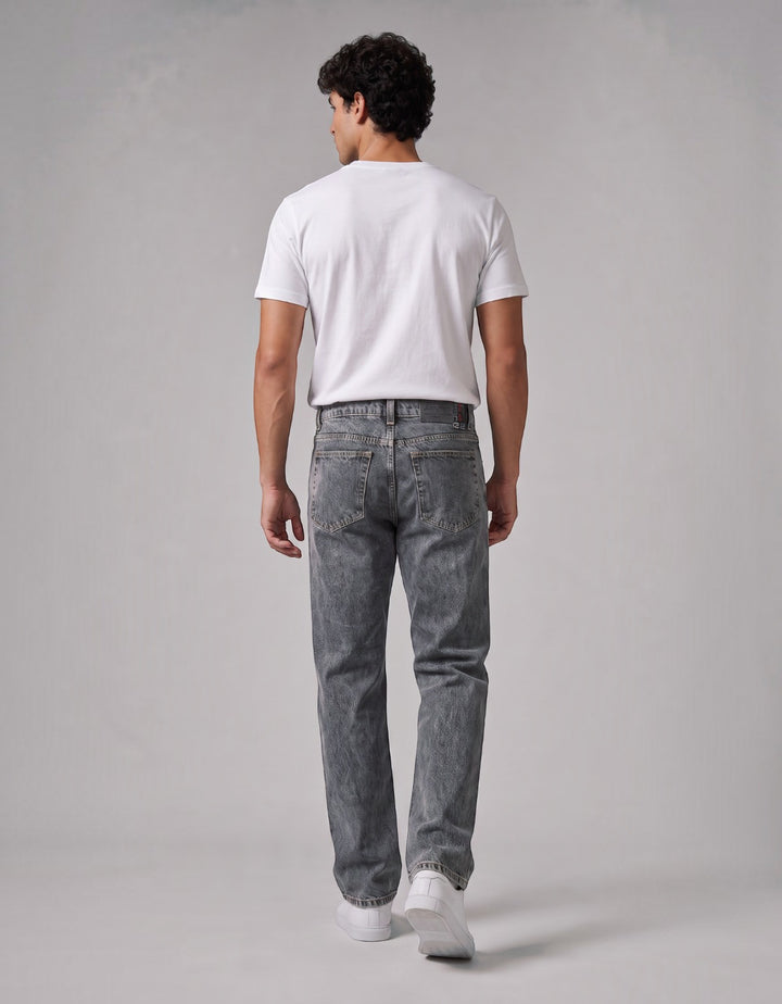 Pantalón Recto de Mezclilla Rígida John Silver Gris Froster Medio - espalda caminando