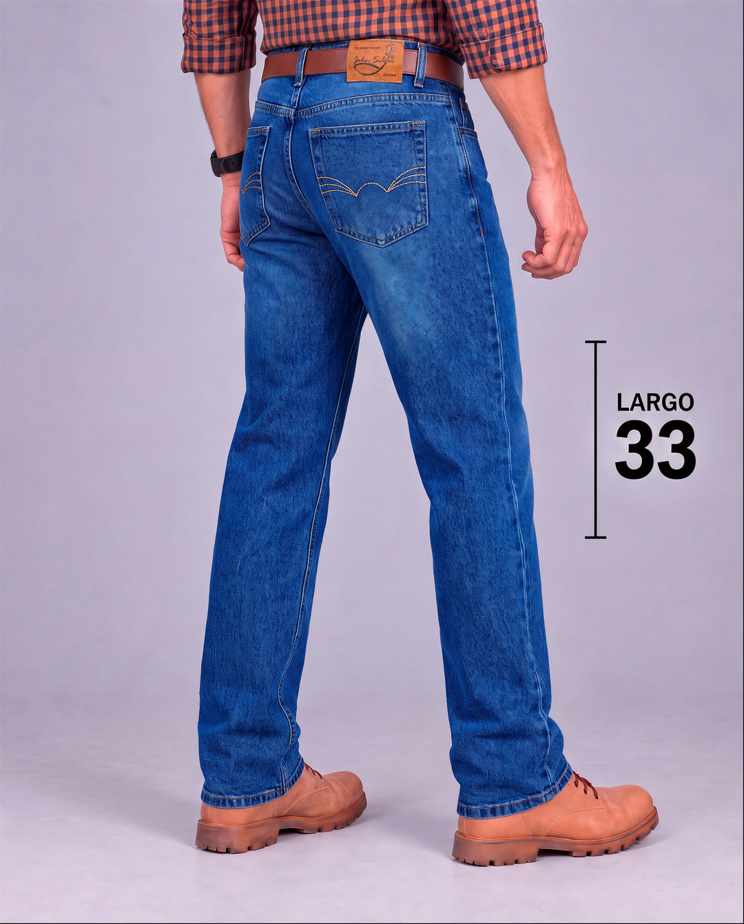 Pantalón recto de mezclilla rígida largo 33 John Silver azul stone froster deslavado - vista trasera 3/4